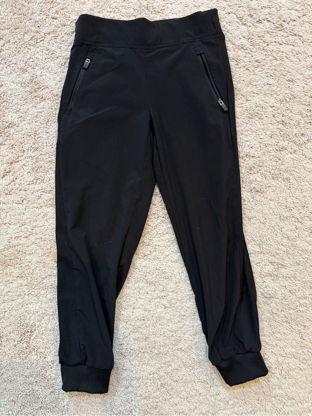 Athleta Girl Black Jogger Pants with Zip Pockets Size 5/6